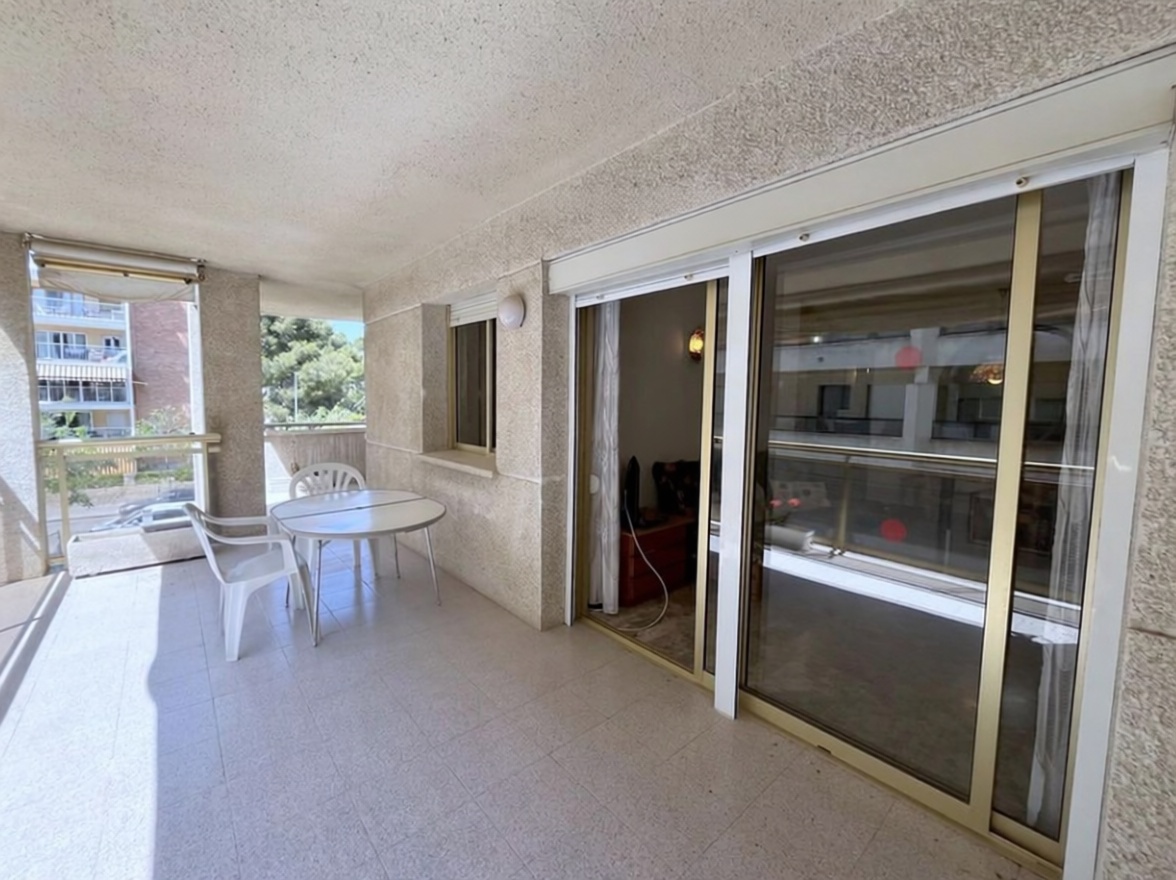 Piso en venta en Calle del Vendrell, 4 — Baño