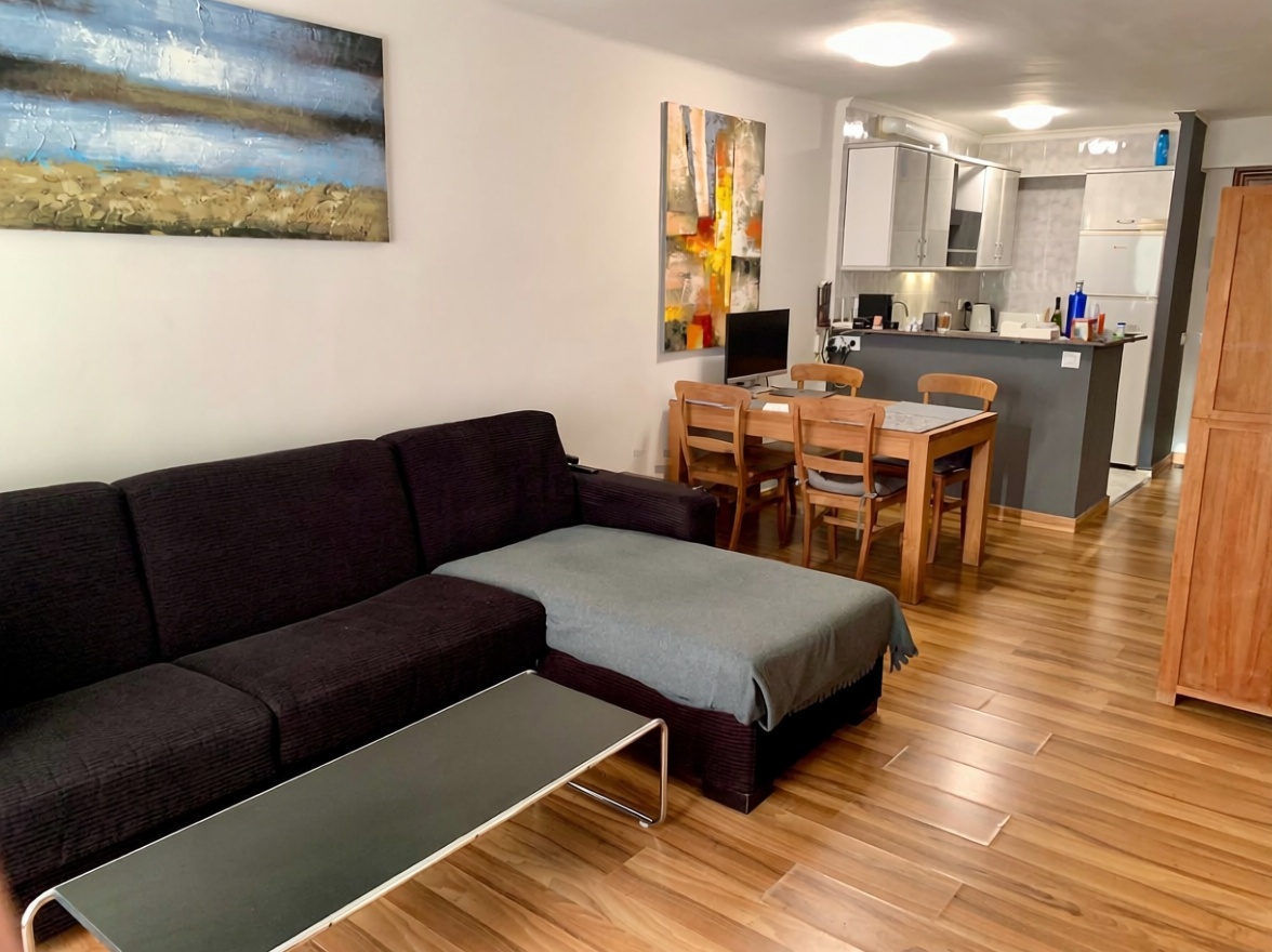 Piso en venta en Carretera del Far, 37 — Sala