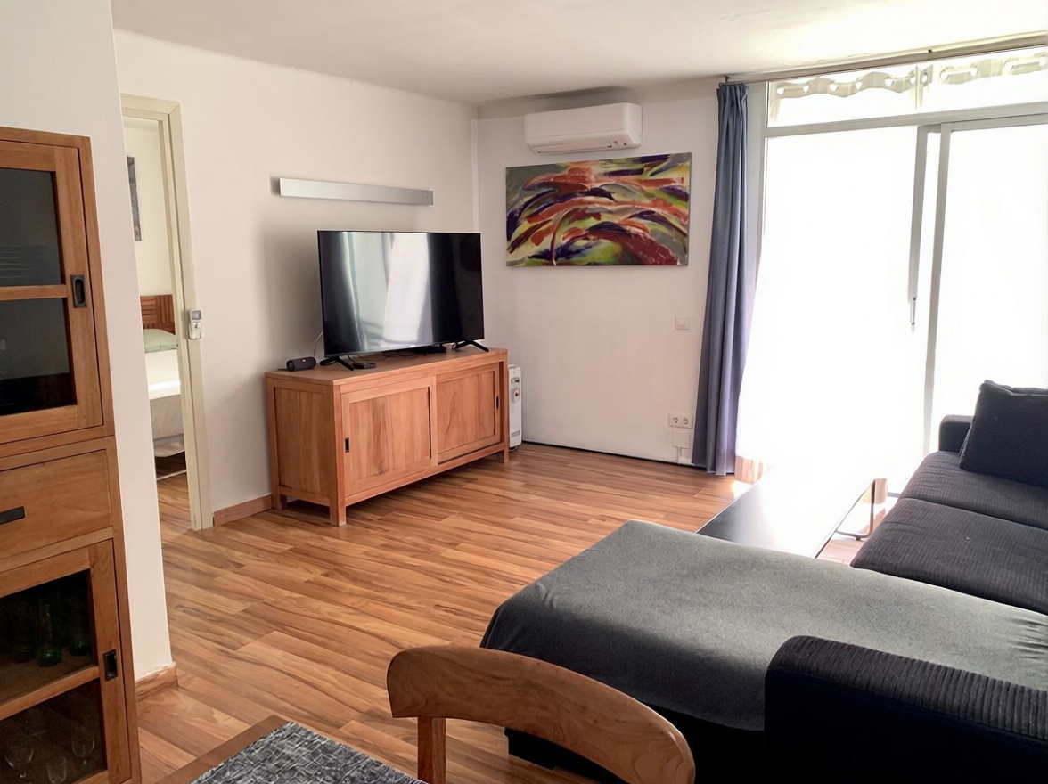 Piso en venta en Carretera del Far, 37 — Sala