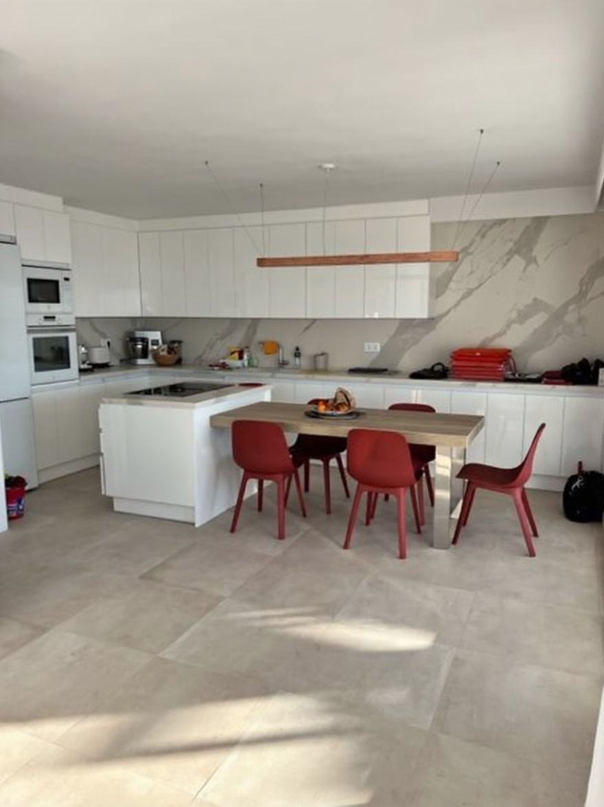 Ático en venta en Calle de Lleida, 18 — Küche