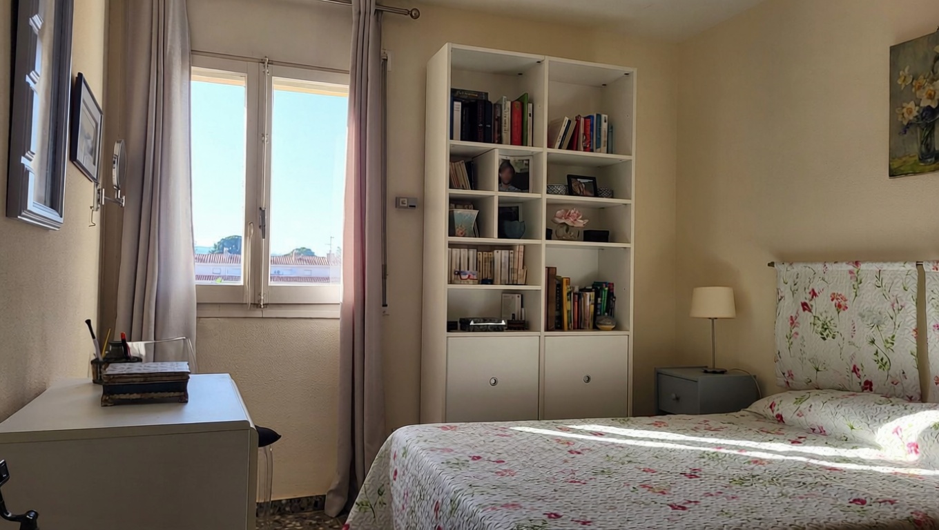 Piso en venta en Calle Saturn, 38 — Sanitaires