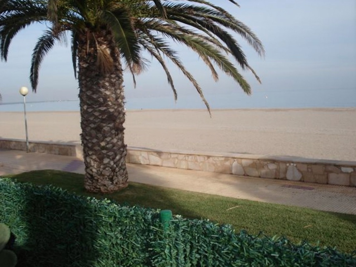 Chalet adosado en venta en Centro — Vue mer