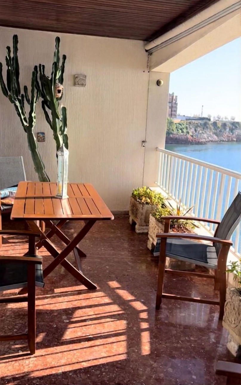 Piso en venta en Calle de Brussel·les, 30