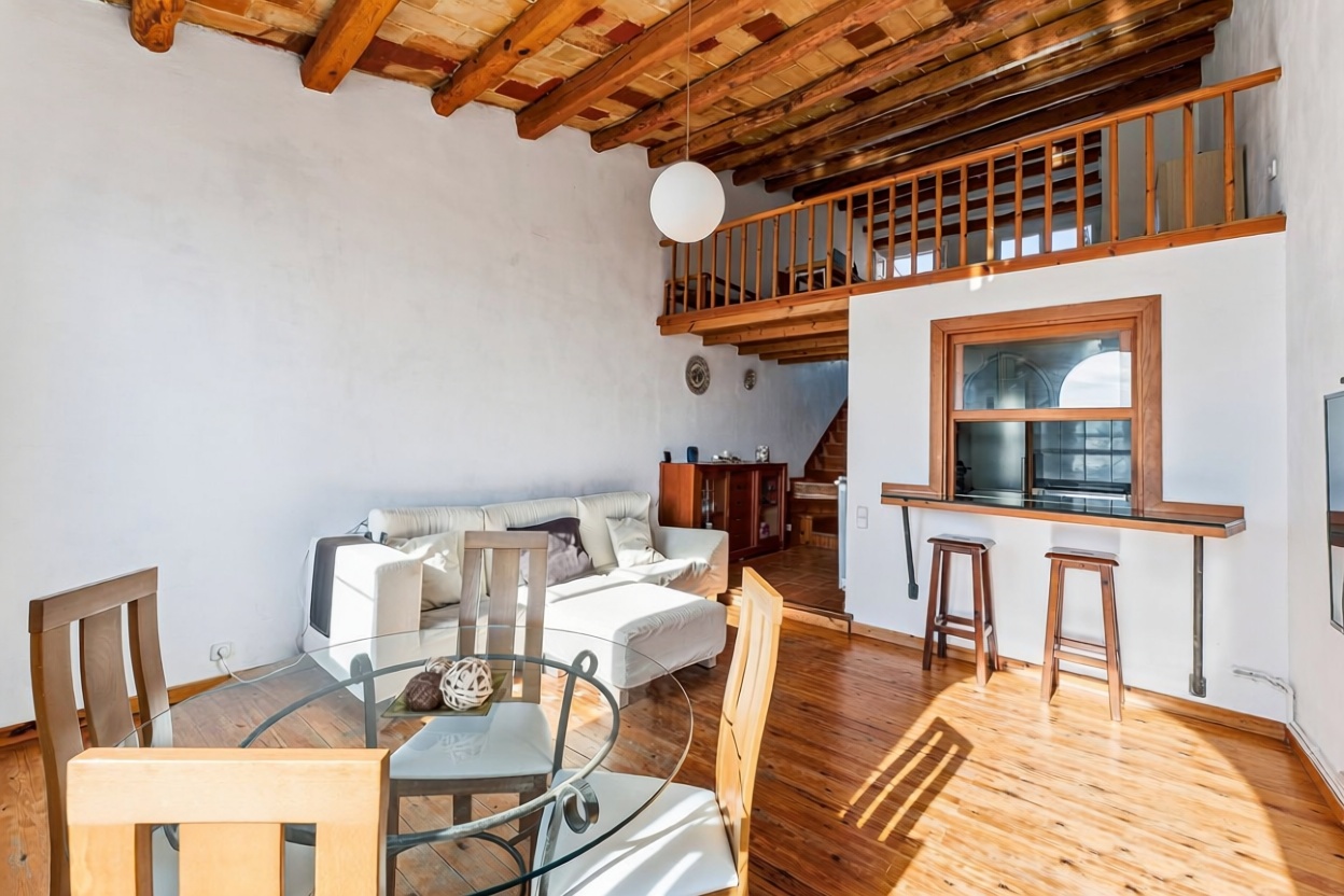 Dúplex en venta en Ps Maritim Sant Joan De Deu — Séjour