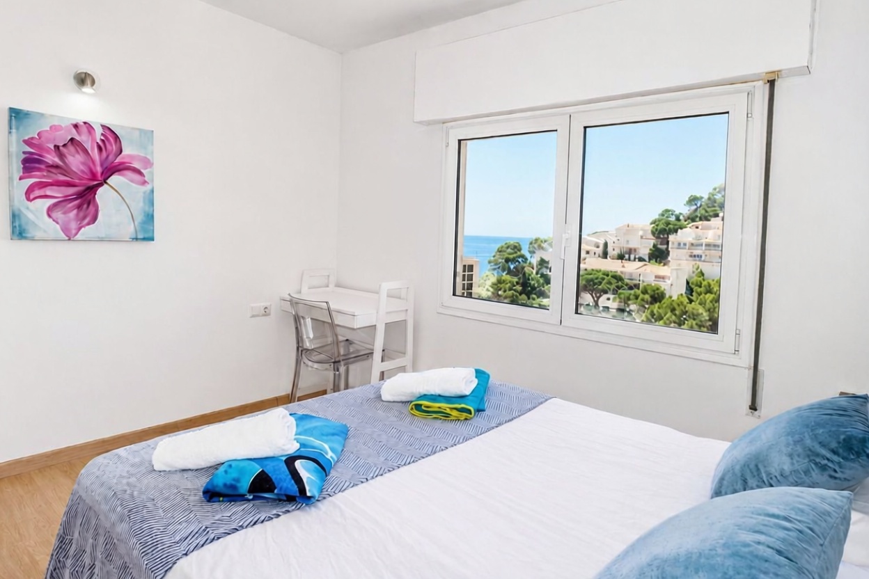 Dúplex en venta en Urbanització Cala Salions — Schlafzimmer