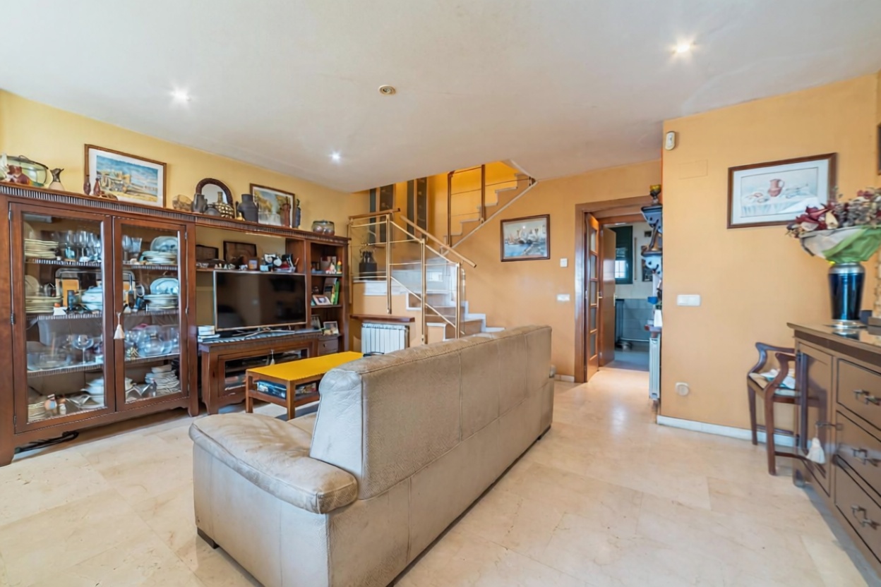 Chalet adosado en venta en Camino Ral — Séjour