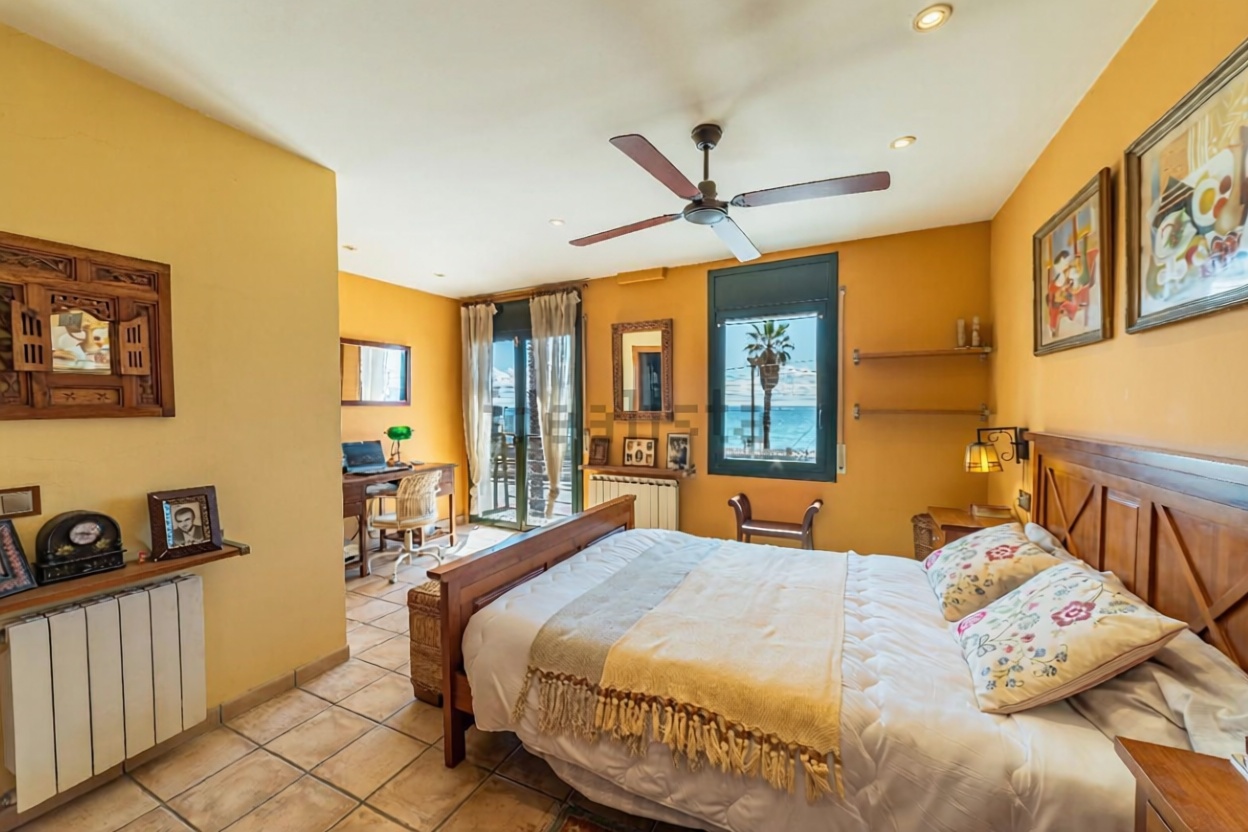 Chalet adosado en venta en Camino Ral — Chambre
