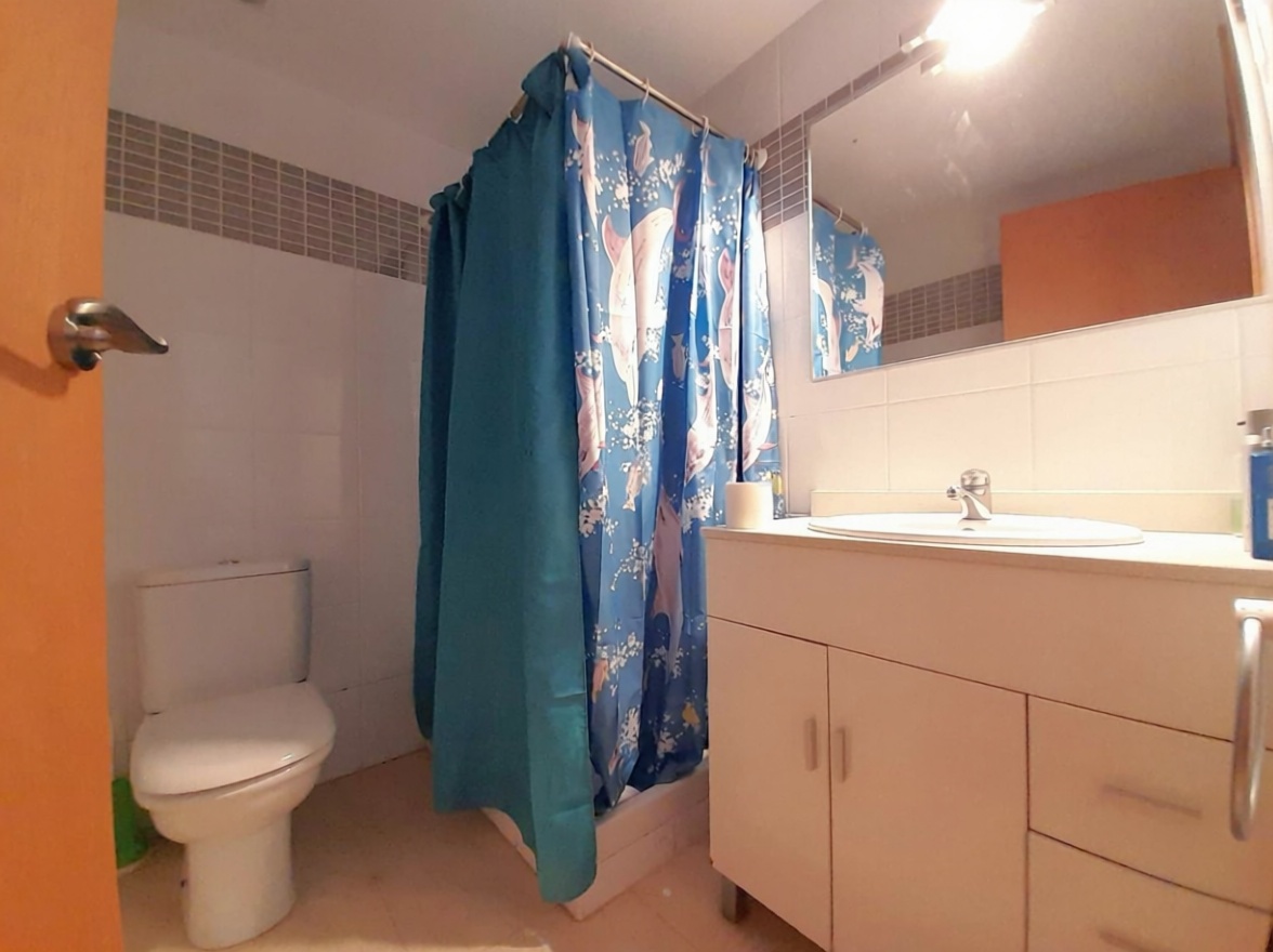 Piso en venta en Canet de Mar — Baño