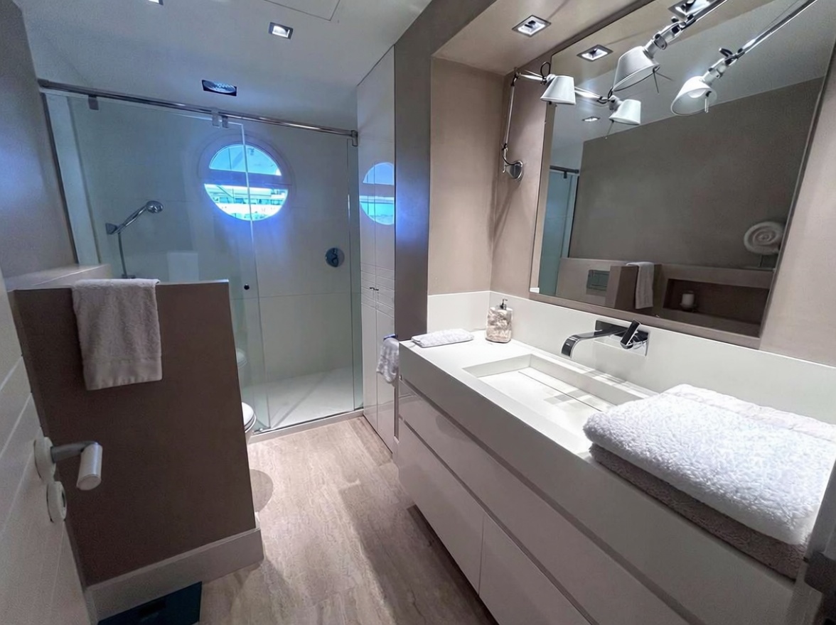 Piso en venta en Avenida de Verona Terol — Casa banho