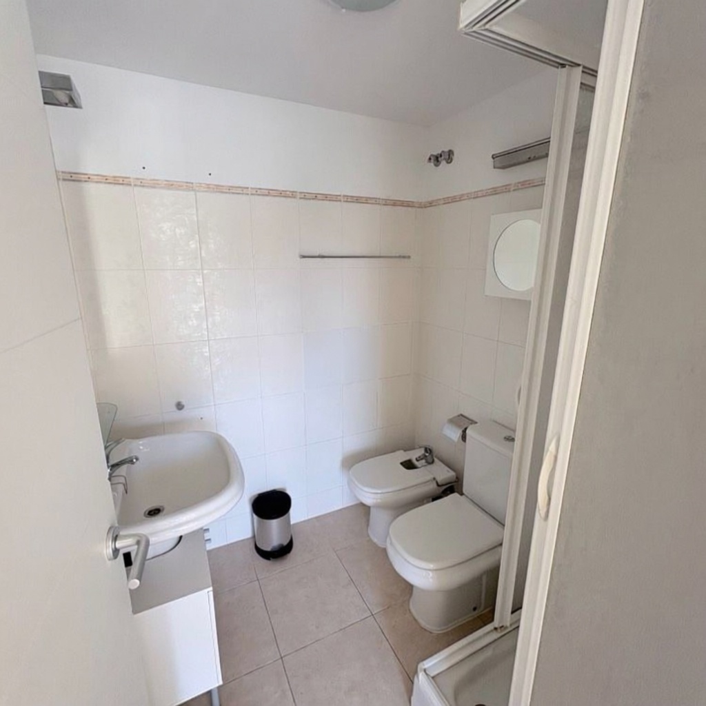 Piso en venta en Paseo del Mediterrani — Bad