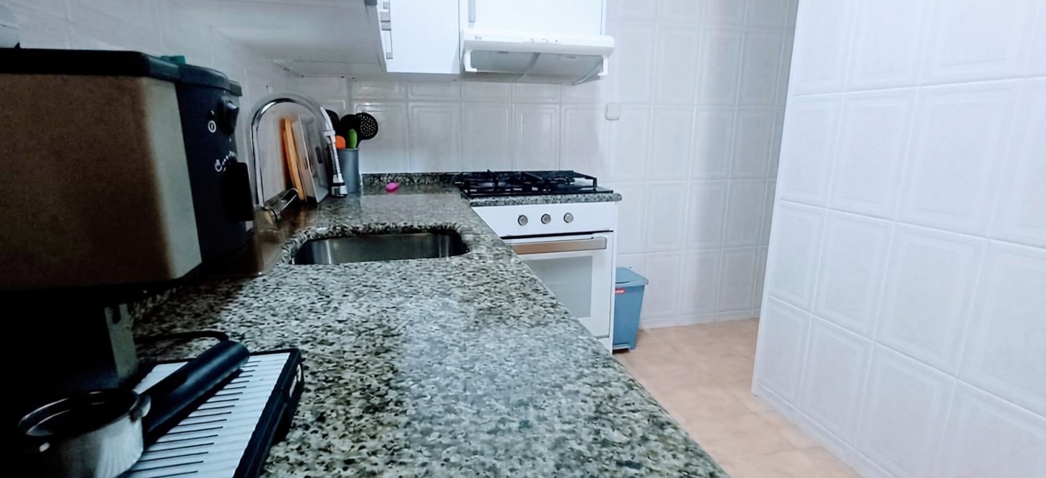 Piso en venta en Calle de Pep Ventura, 26 — Cocina