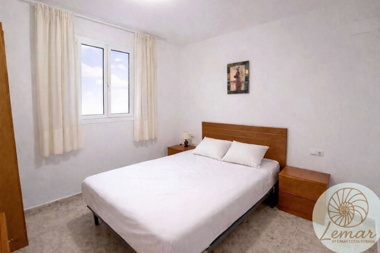 Wohnung zum Verkauf in direkter Strandlage in L'Ametlla de Mar — Schlafzimmer