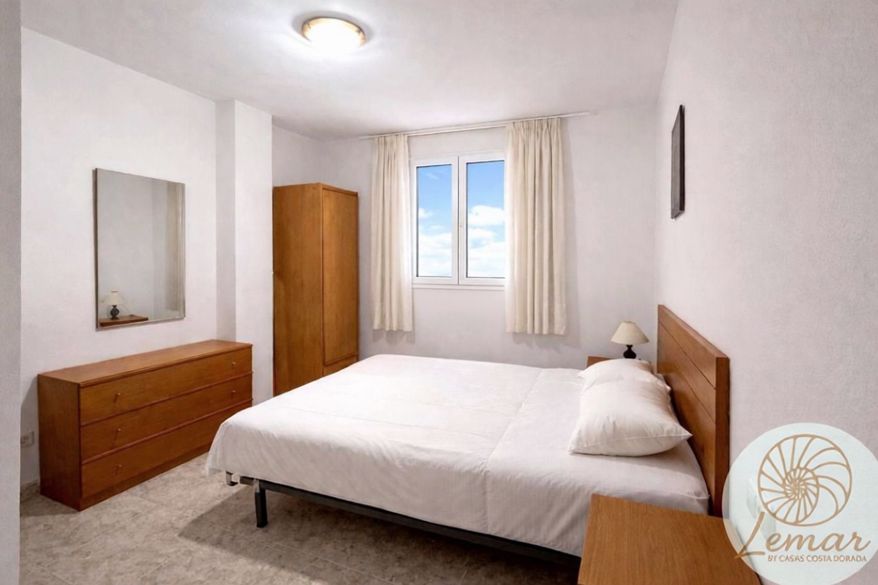 Wohnung zum Verkauf in direkter Strandlage in L'Ametlla de Mar — Schlafzimmer