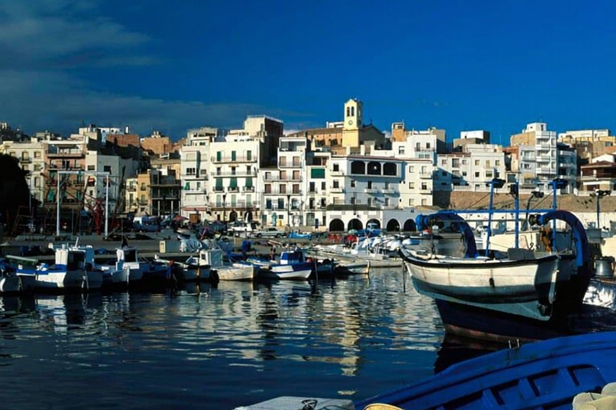 Dachgeschosswohnung zum Verkauf in erster Meereslinie in L'Ametlla de Mar — Meerblick
