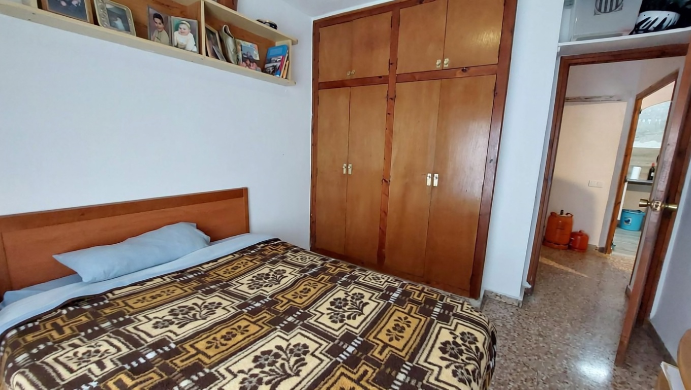 Wohnung zum Verkauf in direkter Strandlage in L'Ametlla de Mar — Schlafzimmer