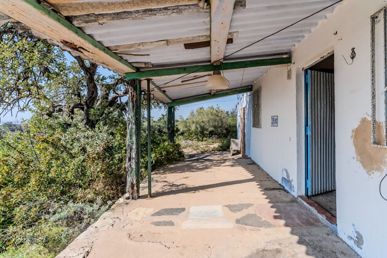 Masía en venta en El Perello — Terrasse