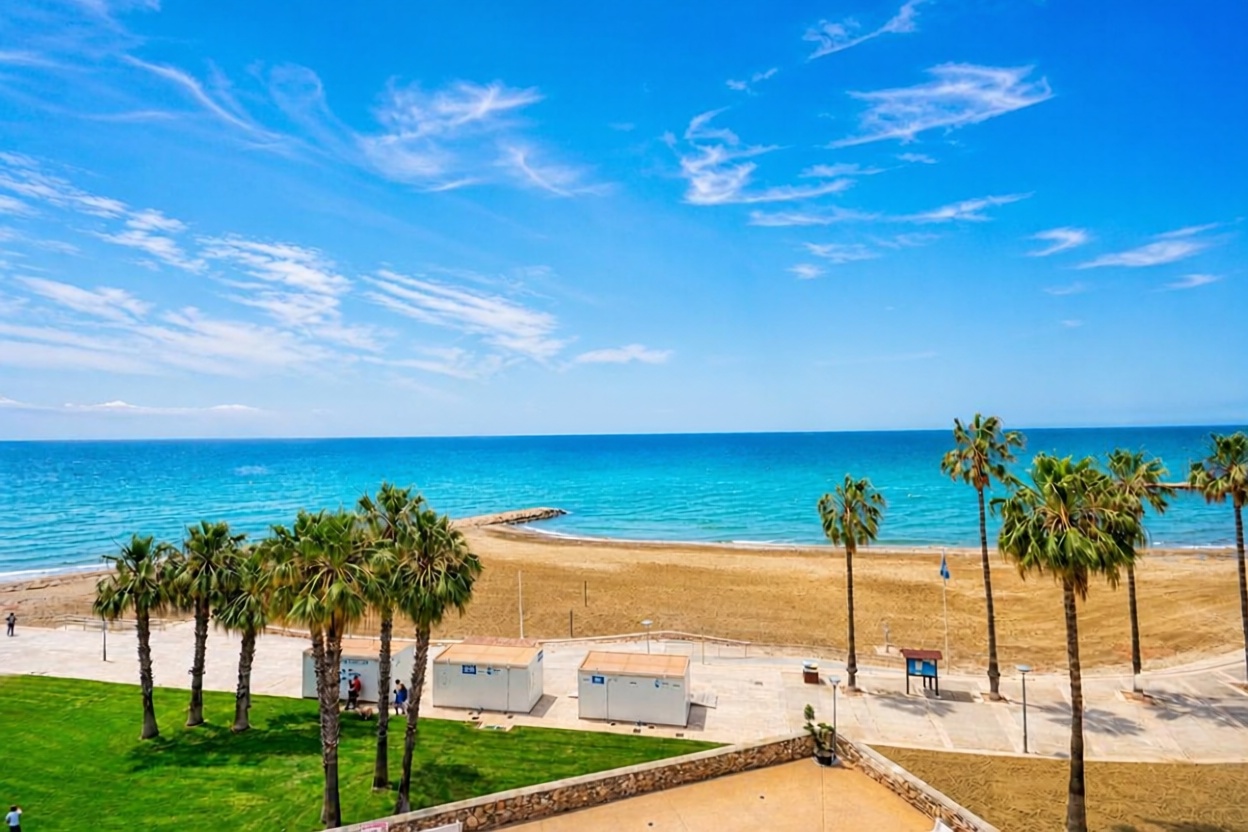 Piso en venta en Calle de les Delícies, 3 — Sea view