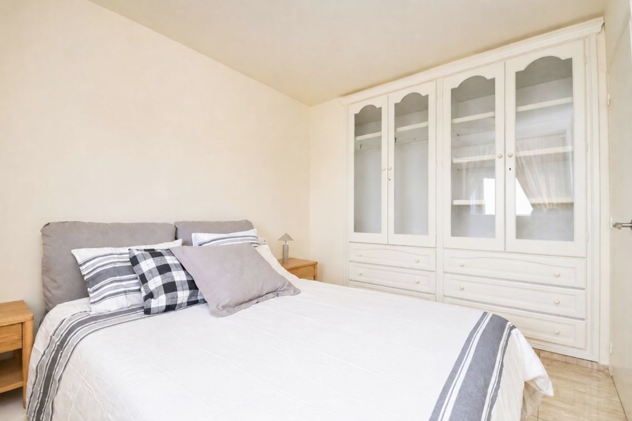 Piso en venta en Calle de les Delícies, 3 — Bedroom