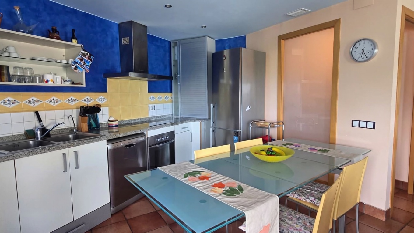Piso en venta en Calle Bort C, 7 — Küche
