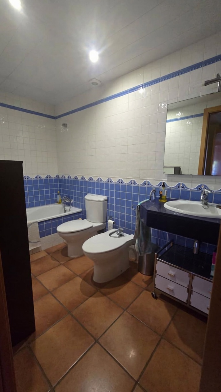 Piso en venta en Calle Bort C, 7 — Bad