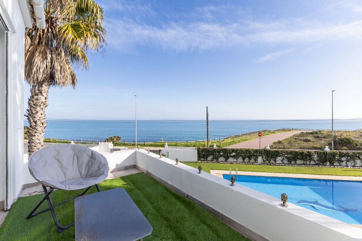 Chalet adosado en venta en Zona Costa norte
