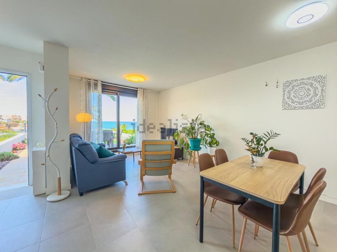 Chalet adosado en venta en Avenida de Francisco José Balada, 154 — Гостиная