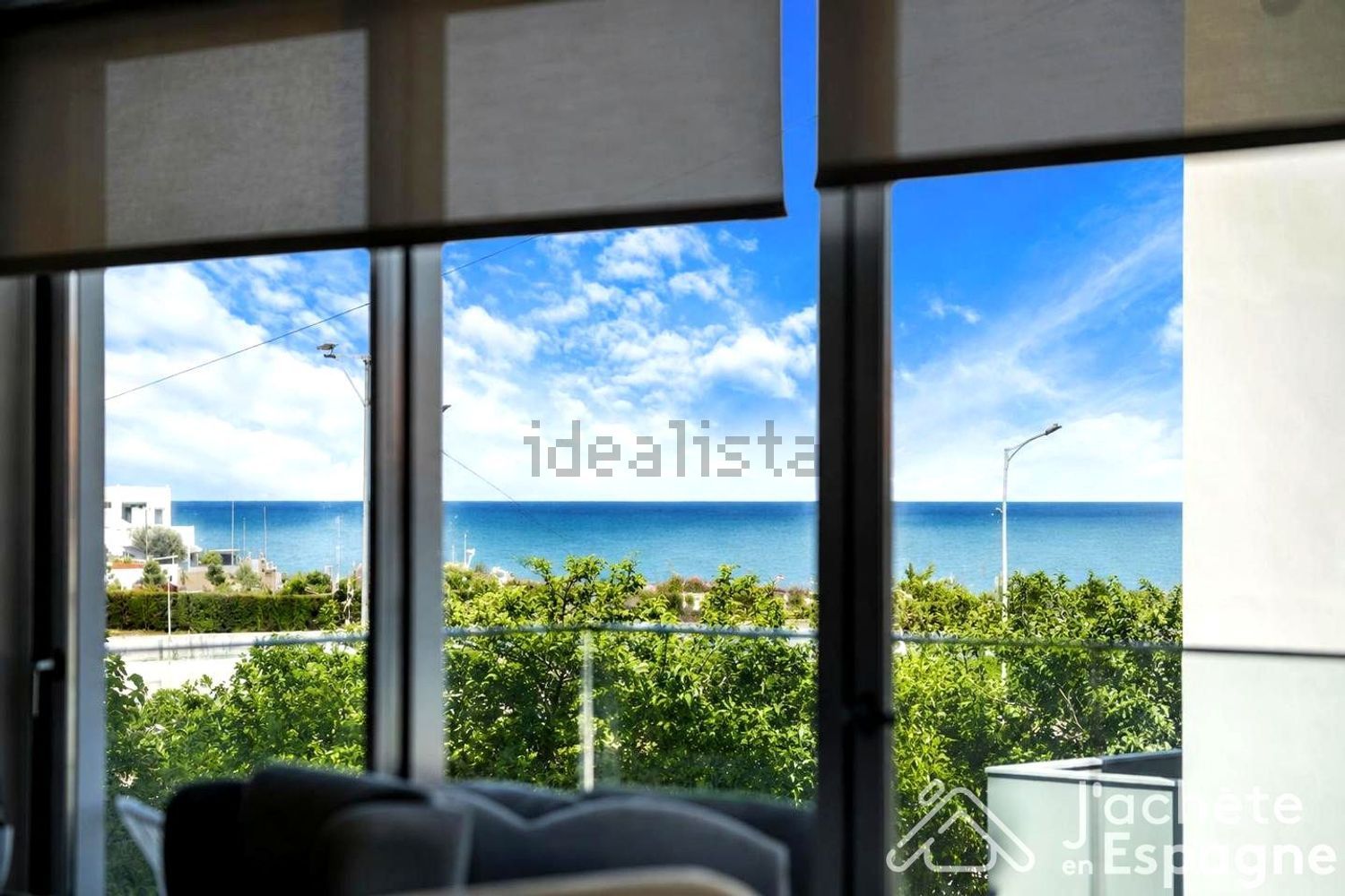 Piso en venta en Calle de la Mar Càspia — Vue mer