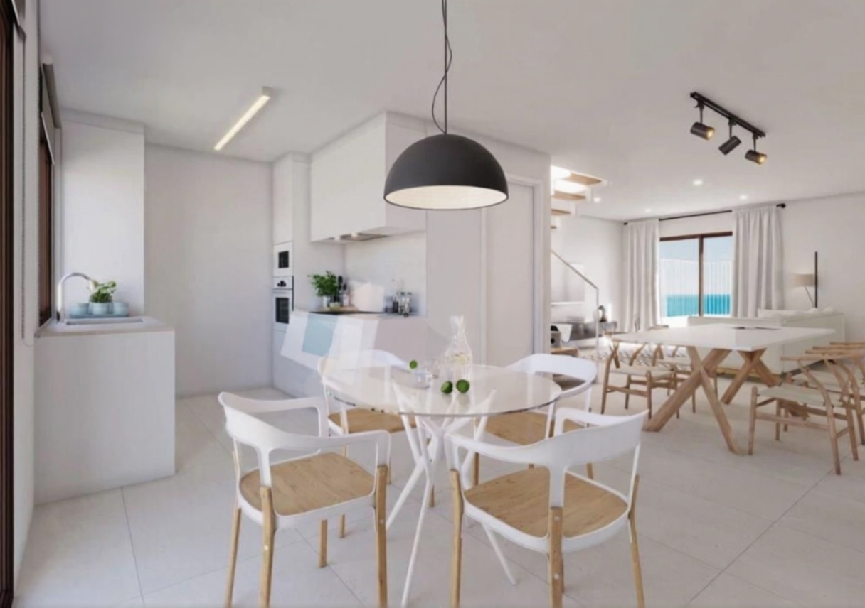 Chalet adosado en venta en Calle de l'Alena, 9 — Dining room