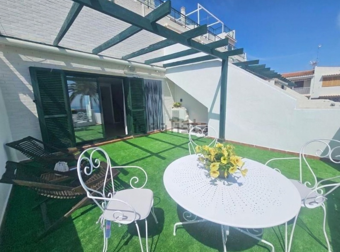 Casa o chalet independiente en venta en Calle Cala Puntal w — Sea terrace