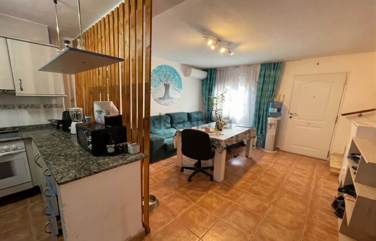 Chalet adosado en venta en Zona Costa norte — Salón
