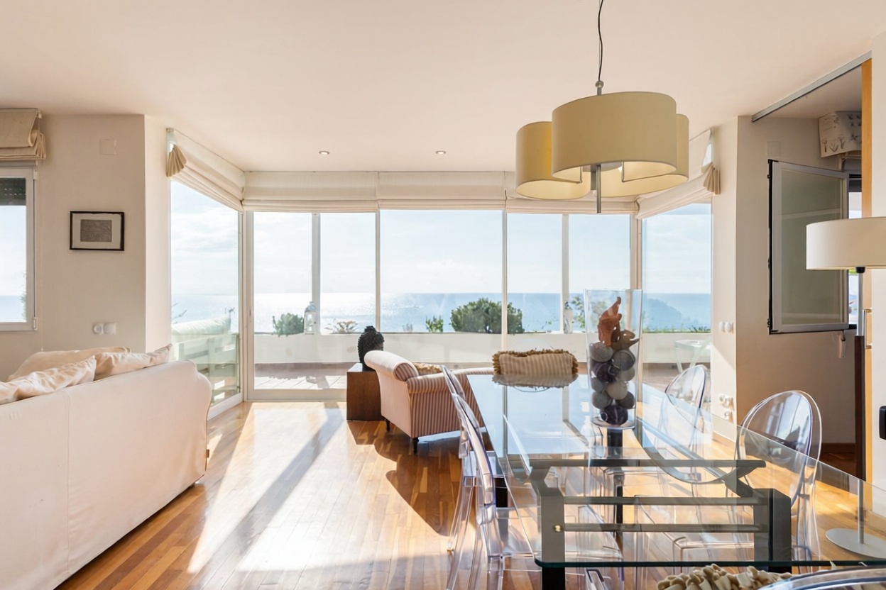 Casa o chalet independiente en venta en Las Atalayas - Urmi - Cerro Mar — Гостиная