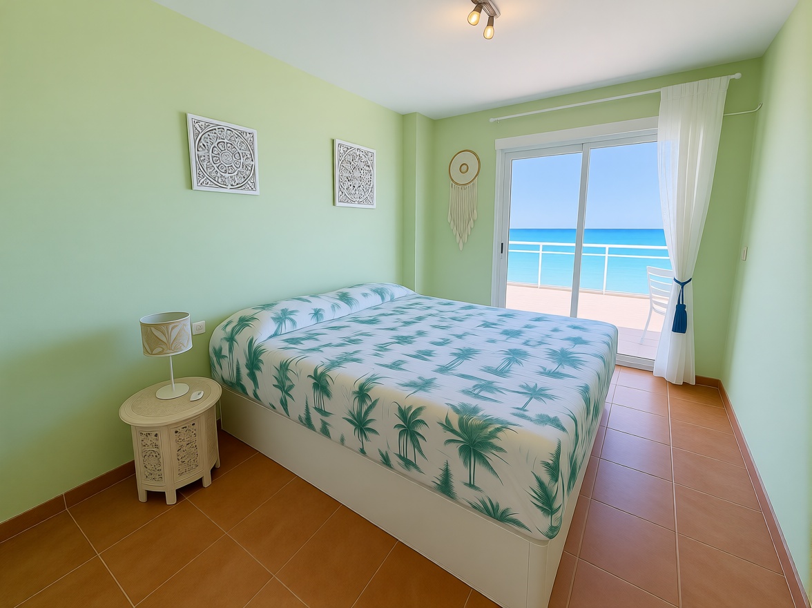 Ático en venta en Avenida del Papa Luna — Dormitorio