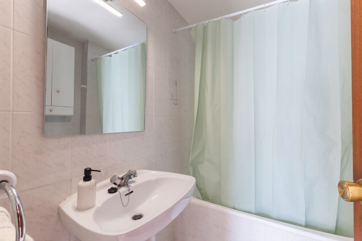 Ático en venta en Avenida del Papa Luna — Ванная