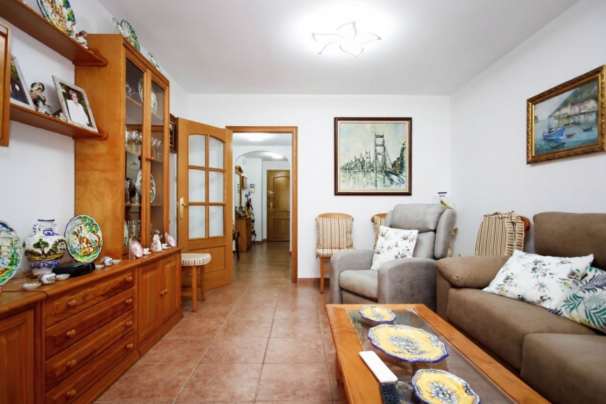 Piso en venta en Avenida Valencia s/n — Гостиная