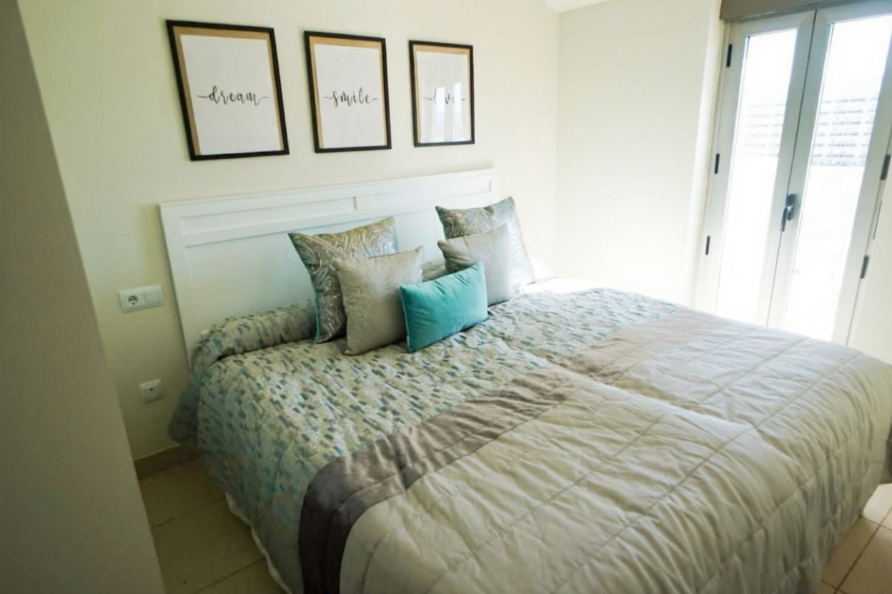 Ático en venta en Avenida del Papa Luna — Chambre