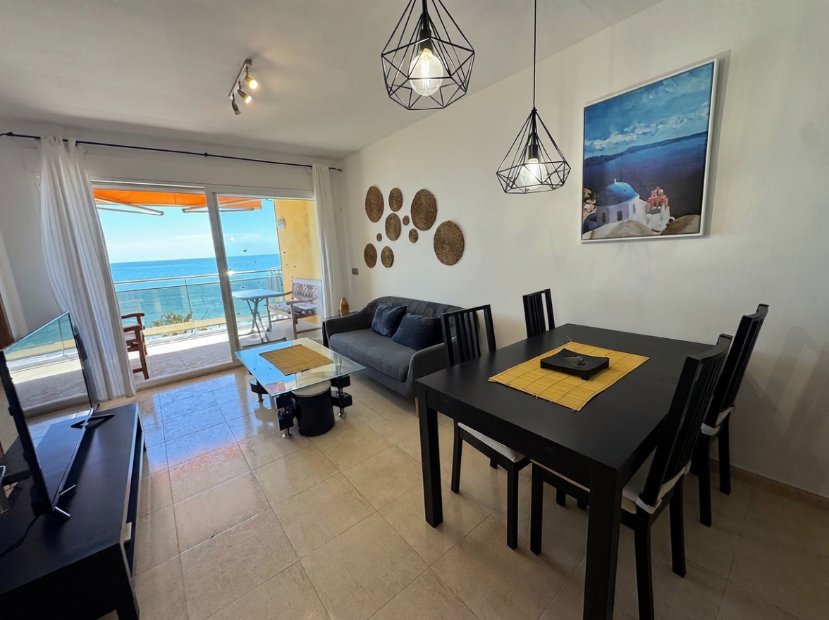 Piso en venta en Avenida del Papa Luna — Living room