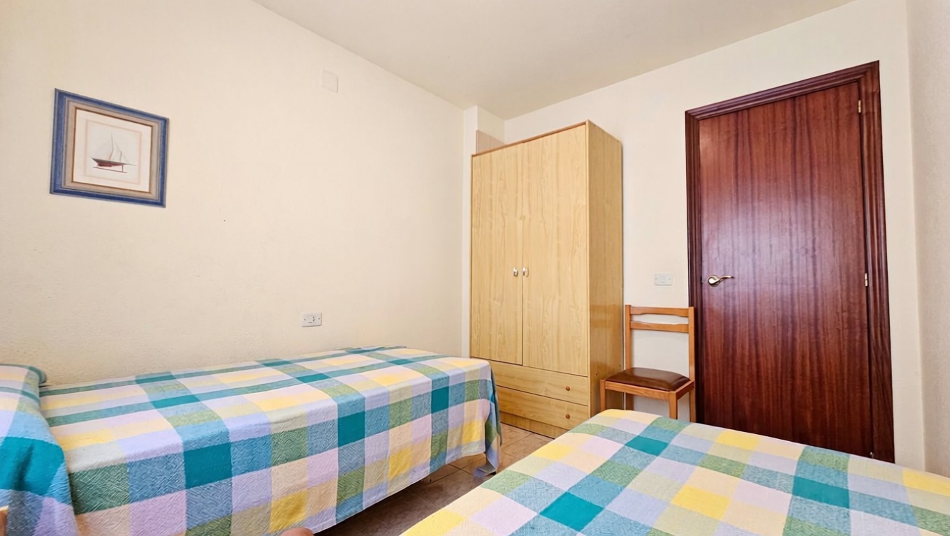 Piso en venta en Avenida Valencia — Bedroom