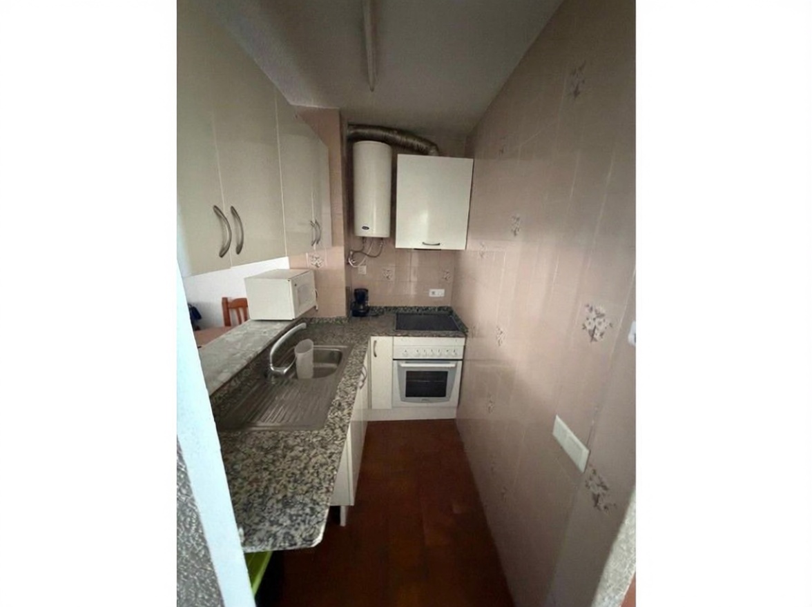 Piso en venta en Avenida del Papa Luna — Cuisine