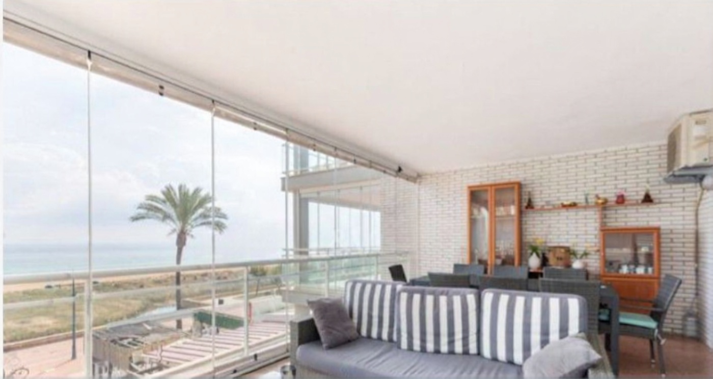 Piso en venta en Avenida del Papa Luna, 40 — Terrasse mer