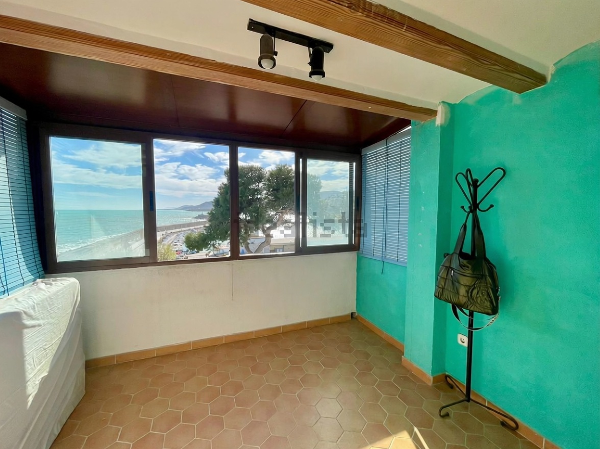 Chalet pareado en venta en Calle Baixada Bufador — Sea view