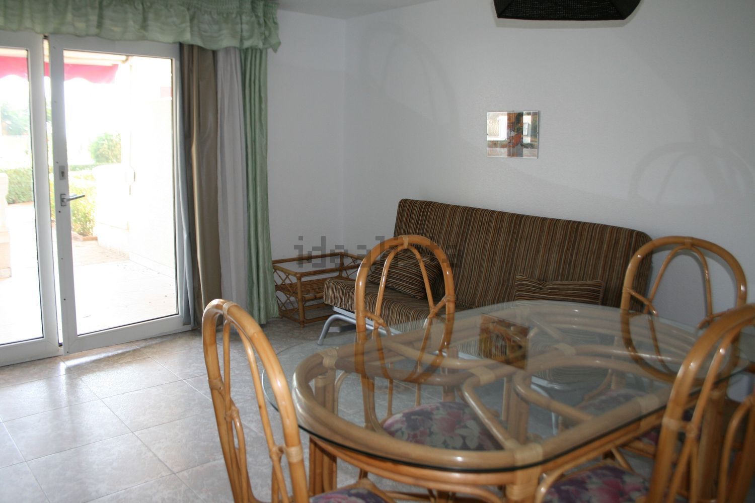 Piso en venta en Calle del Camí de l'Atall, 8 — Salón