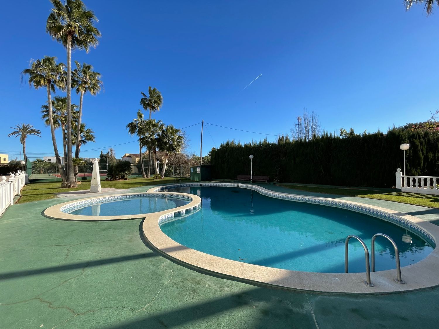 Piso en venta en Calle l'Atall Zona Capicorp, 11 — Casa banho