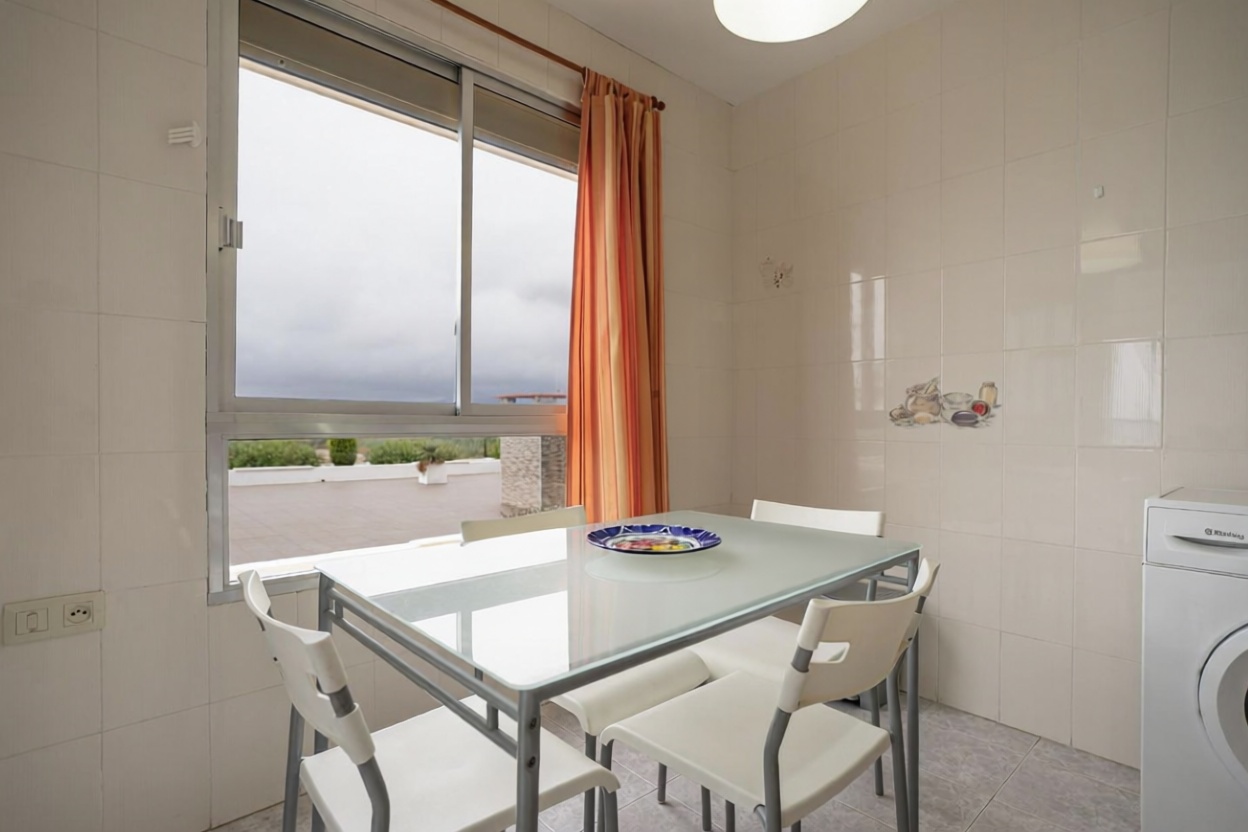 Piso en venta en Avenida Rey Juan Carlos I — Quarto