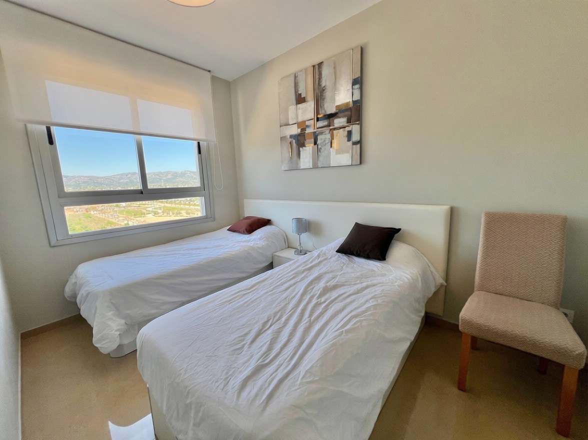 Piso en venta en Partida Torre la Sal, 77 — Bedroom