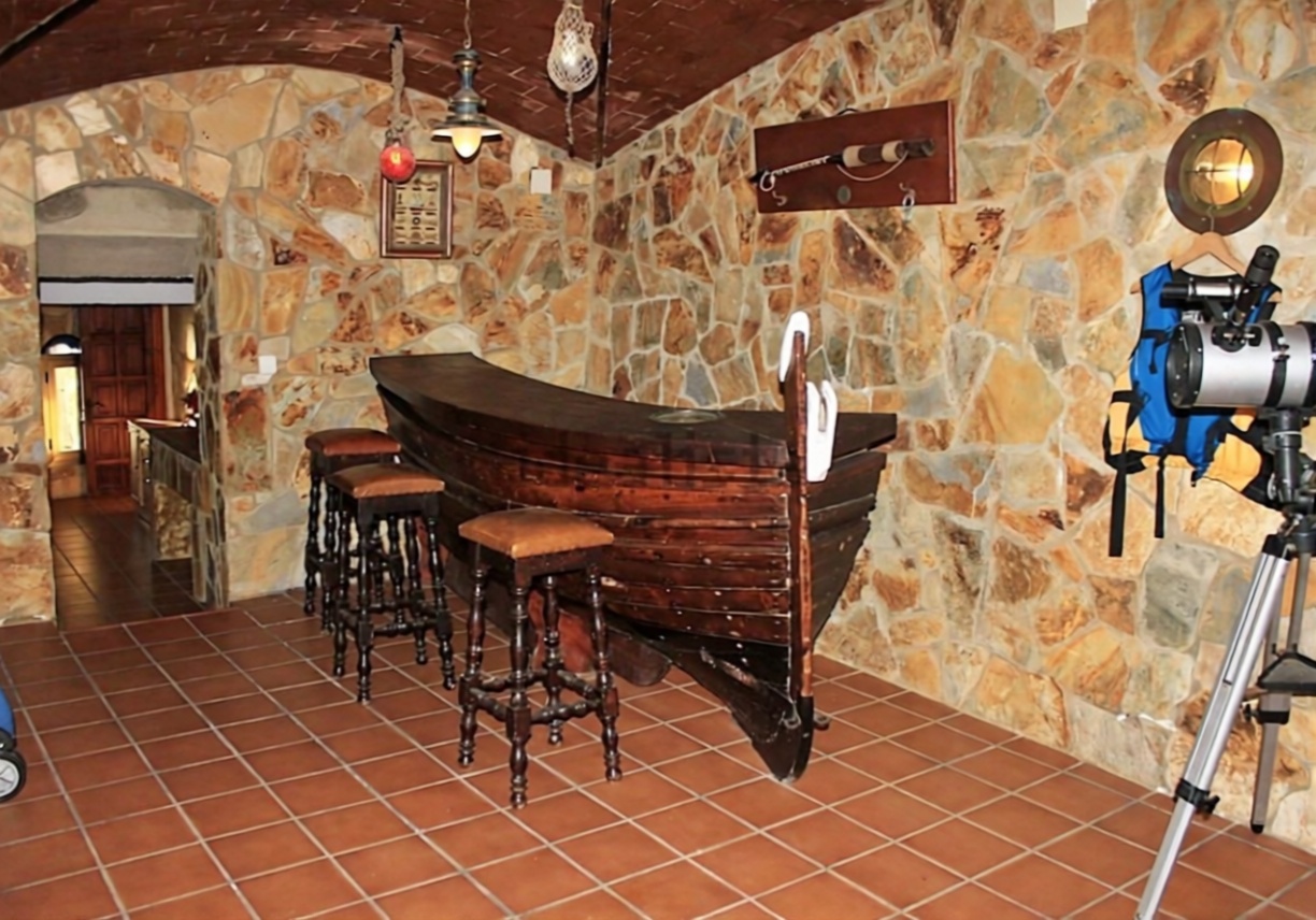 Chalet à vendre avec accès direct à la plage à Lloret de Mar — Chambre