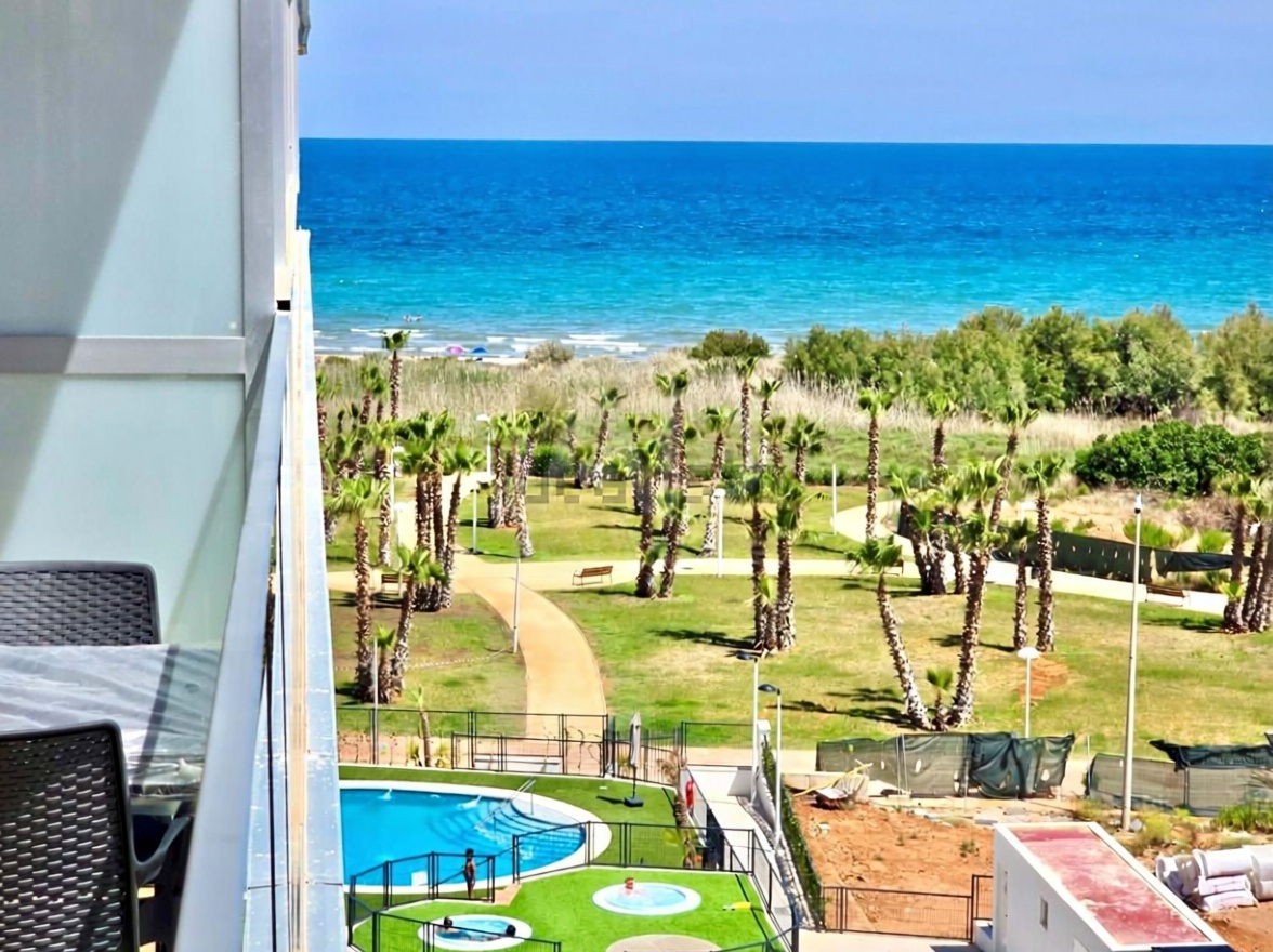 Piso en venta en Torre la Sal — Vista mar