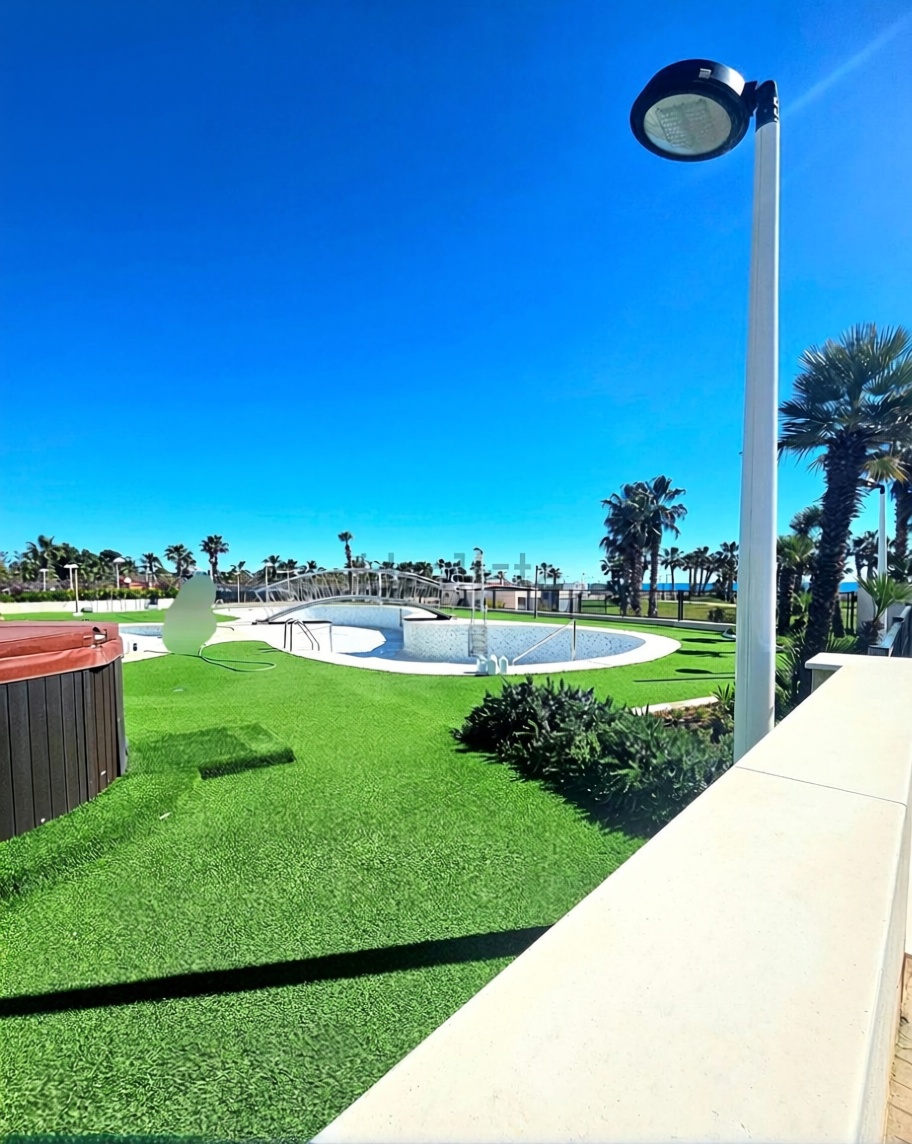 Piso en venta en Torre la Sal — Бассейн