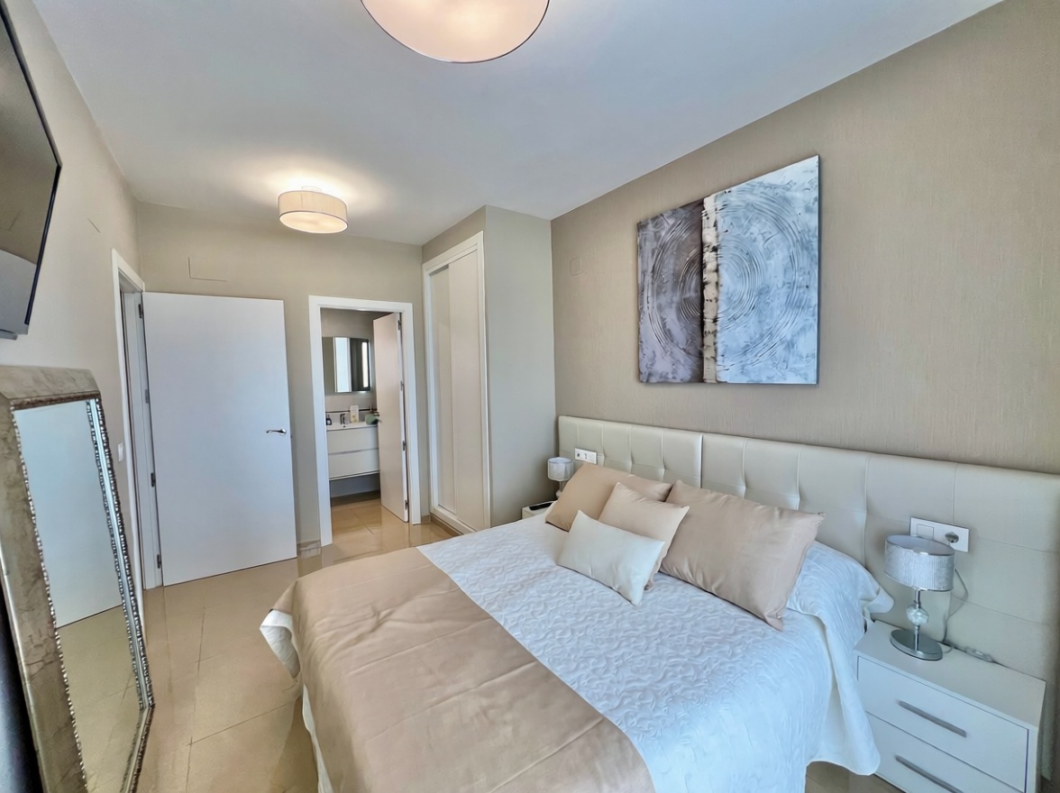 Piso en venta en Partida Torre la Sal, 77 — Dormitorio