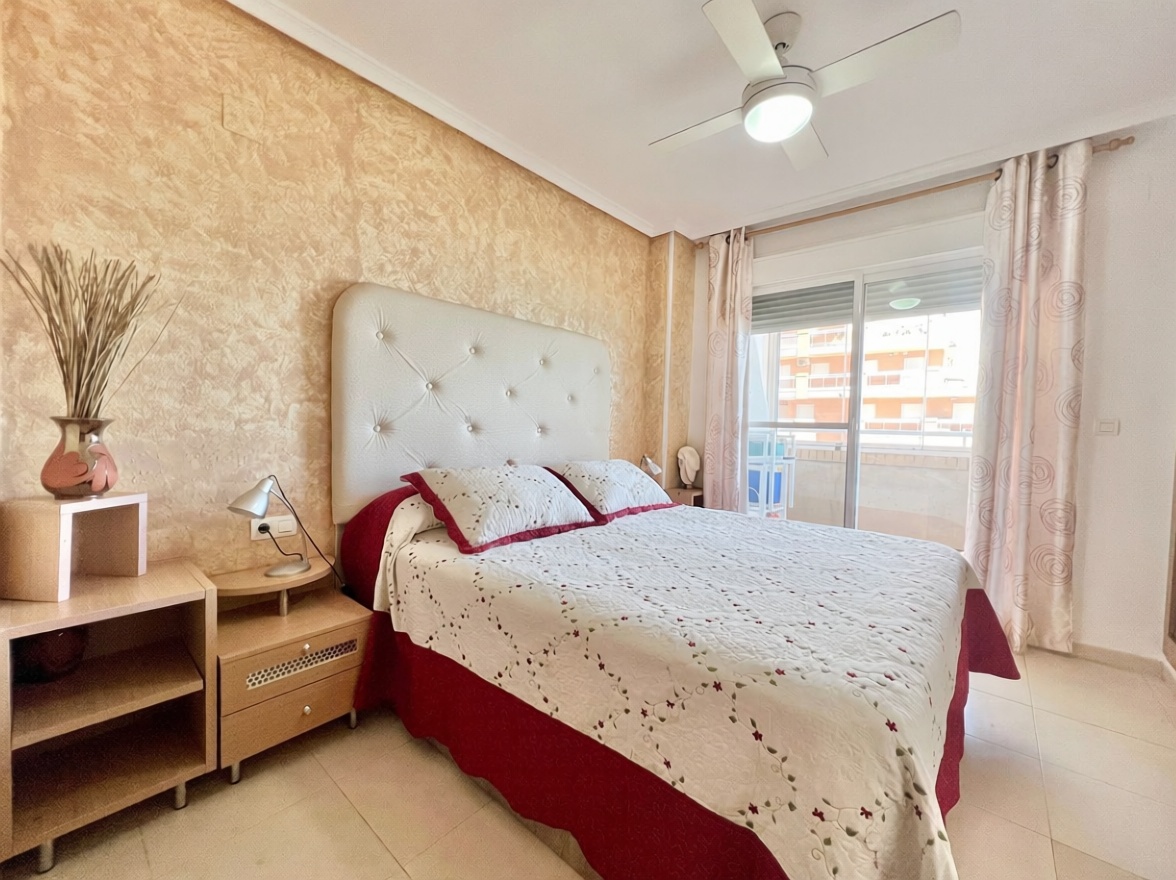 Piso en venta en Calle Amplaries, 52 — Dormitorio