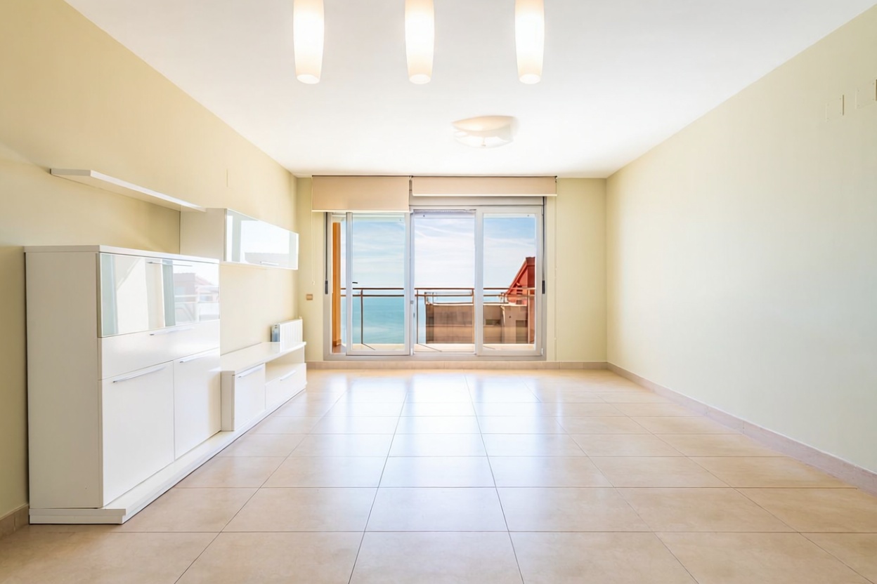 Piso en venta en CL Forcall, 6 — Wohnzimmer